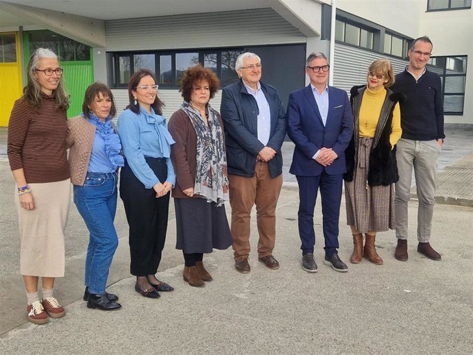 Marta del Arco, cuarta por la izquierda