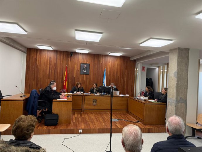 Imagen de los tres acusados en el juicio.