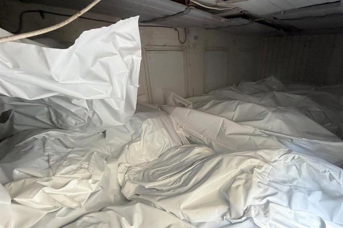 Israel entrega los cuerpos de varios palestinos a través del Comité Internacional de la Cruz Roja (CICR), en el Hospital Al Shifa de la Franja de Gaza (archivo)