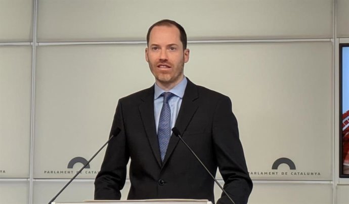 El portavoz del PP en el Parlament, Juan Fernández