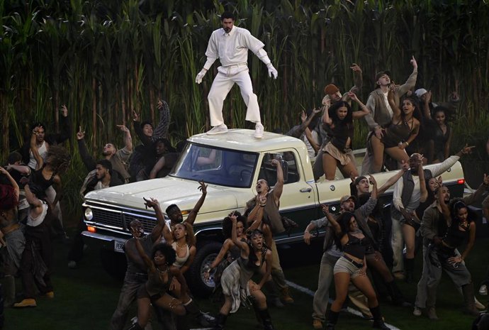 Bad Bunny Super Bowl halftime show during the NFL Super Bowl 60 LX football game between the New England Patriots and the Seattle Seahawks in Santa Clara, CA on Feb 8, 2026 Charles Baus/CSM.,Image: 1073315502, License: Rights-managed, Restrictions: , Mode