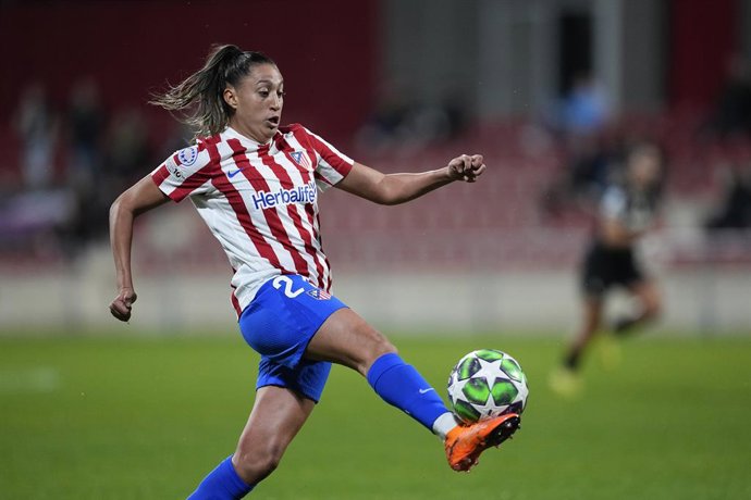 Archivo - Fiamma Benitez Iannuzzi of Atletico de Madrid in action during the UEFA Women’s Champions League 2025/26 League Phase MD3, football match played between Atletico de Madrid and Juventus FC at Centro Deportivo Alcala de Henares on November 12, 202