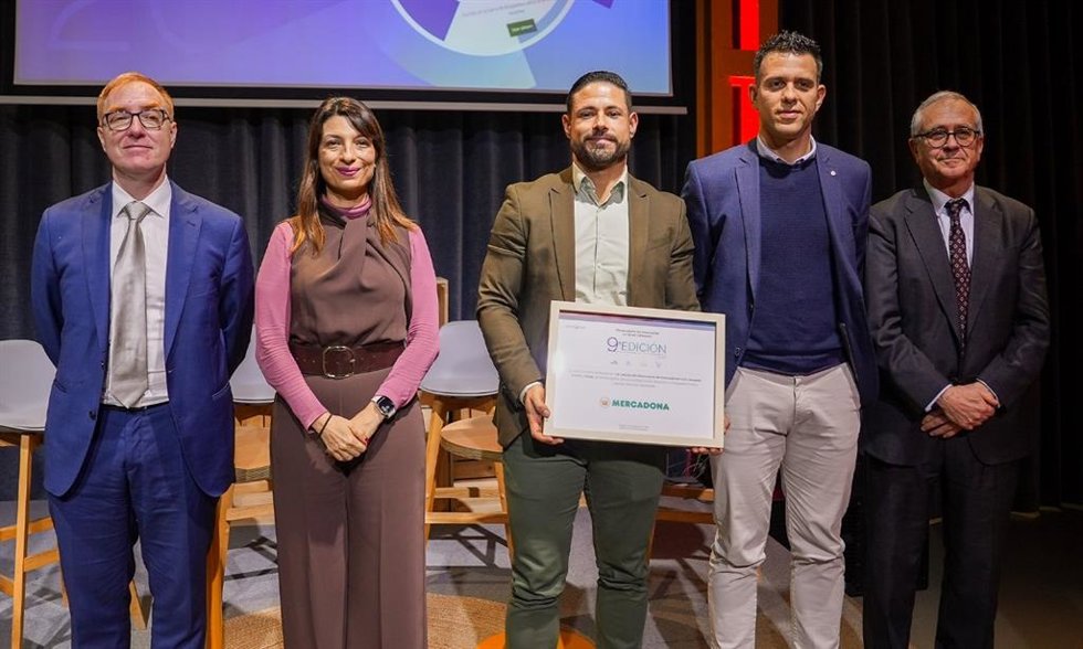 Los responsables del proyecto 'Portal Tornillo' de Mercadona, Rubén Calzado y Rafael García