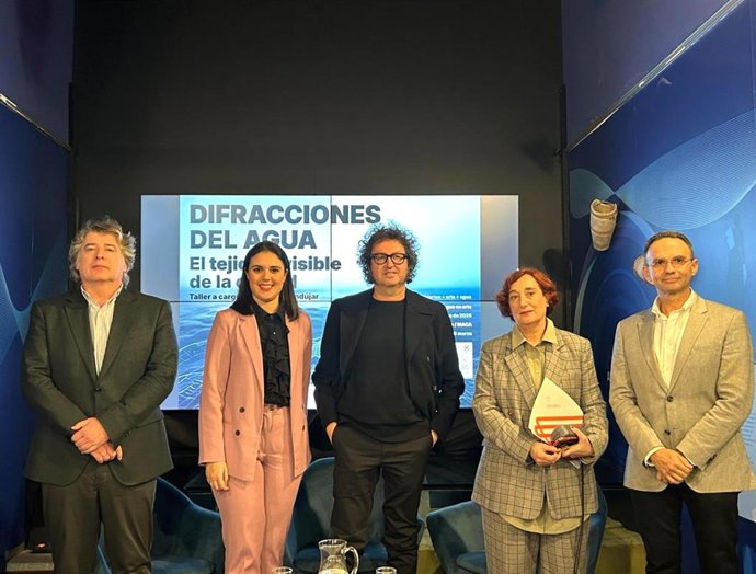 Presentación del proyecto 'Difracciones del agua'