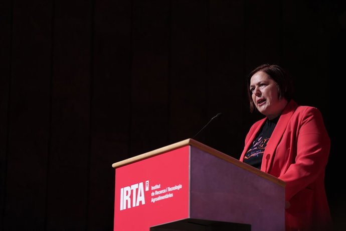 Archivo - La secretaria de Estado de Agricultura y Alimentación, Begoña García Bernal, durante el acto institucional que celebra el 40ª aniversario del Instituto de Investigación y Tecnologías Agroalimentarias (IRTA), a 26 de junio de 2025, en Barcelona, 