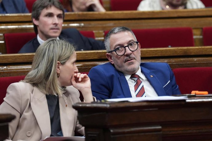 El conseller de Empresa y Trabajo, Miquel Sámper, durante un pleno en el Parlament de Cataluña, a 10 de febrero de 2026, en Barcelona, Cataluña (España).
