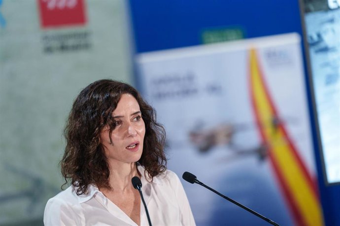 La presidenta de la Comunidad de Madrid, Isabel Díaz Ayuso, presenta la primera Estrategia de impulso del Ecosistema de Drones de la región, a 10 de febrero de 2026, en Madrid (España).