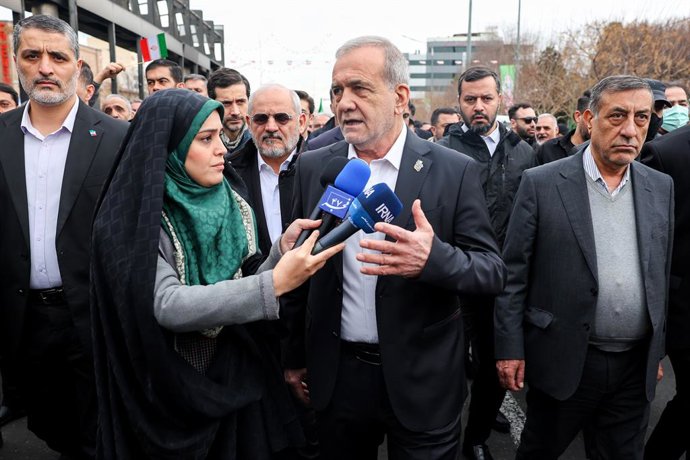 February 11, 2026, Tehran, Iran: Iranian President MASOUD PEZESHKIAN (C) takes part in a celebration marking the 47th anniversary of the Islamic Revolution in Tehran. This anniversary commemorates the 1979 revolution, during which the monarchy was overthr