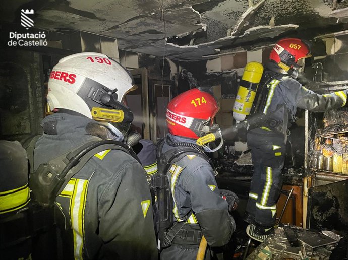 Bombers intervenen en incendi a Vila-real