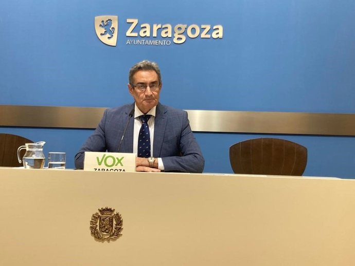 Archivo - El portavoz de VOX en el Ayuntamiento de Zaragoza, Julio Calvo.