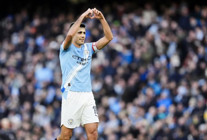 Archivo - 10 January 2026, United Kingdom, Manchester: Manchester City's Rodri celebrates scoring his side's second goal during the English FA Cup third round soccer match between Manchester City and Exeter City at the Etihad Stadium. Photo: Nick Potts/PA
