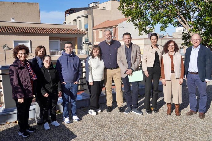 Santomera impulsa la inclusión laboral de personas con discapacidad con un convenio junto a ASSIDO