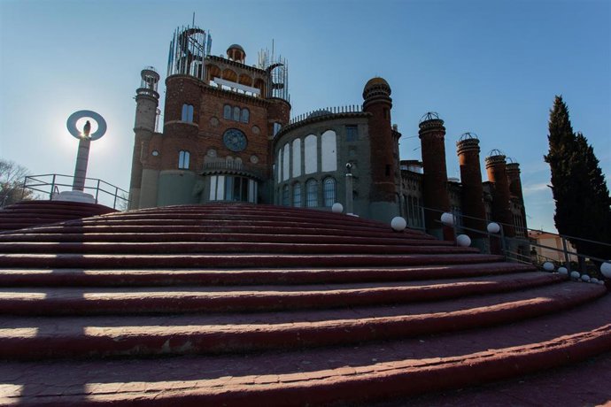 Archivo - Exterior de la catedral de Justo Gallego en Mejorada del Campo