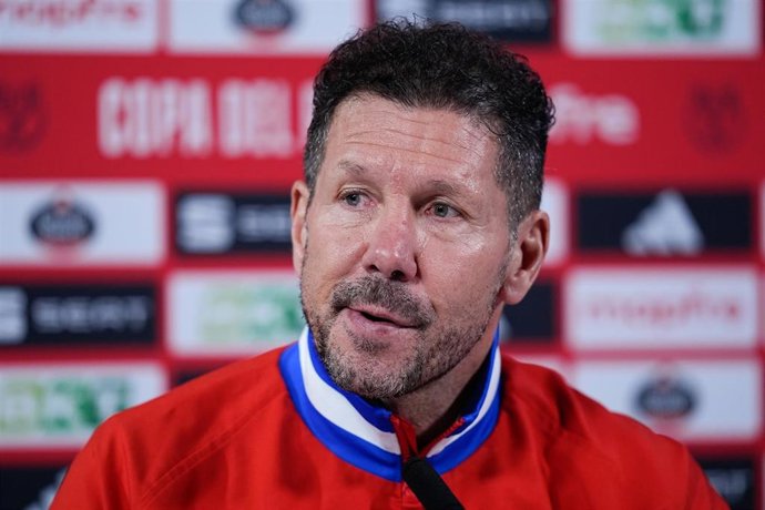 El entrenador del Atlético de Madrid, Diego Pablo Simeone, atiende a la prensa.
