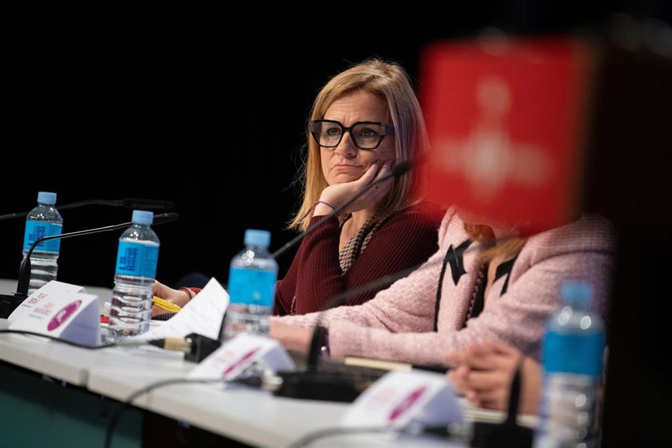Archivo - La secretaria de Igualdad del PSOE, Pilar Bernabé, en una imagen de archivo