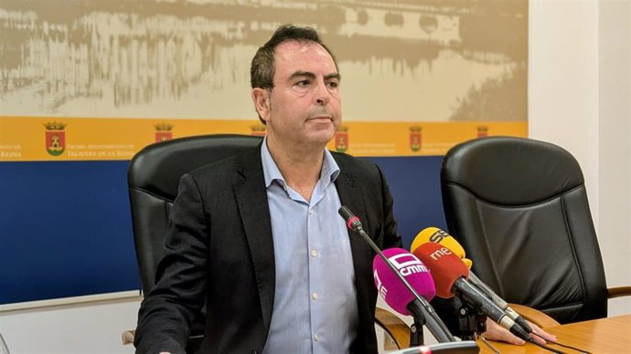 José Gutiérrez en rueda de prensa.