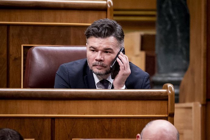 El portavoz de ERC en el Congreso, Gabriel Rufián, durante un pleno en el Congreso de los Diputados.