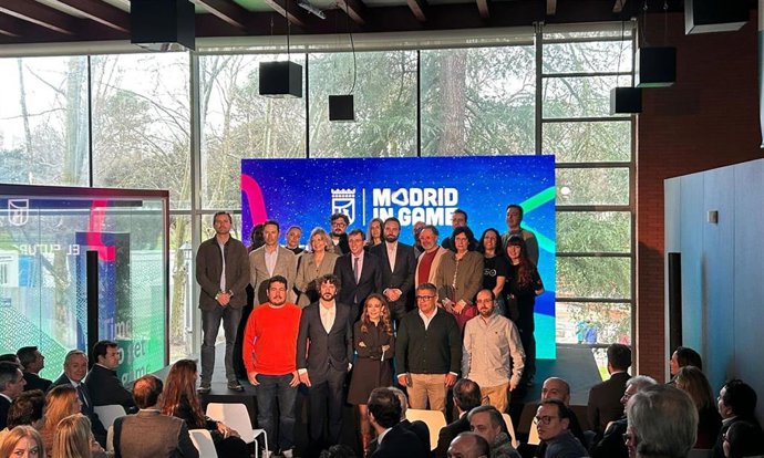 Madrid inaugura el cuarto espacio del Campus del Videojuego con una senda exterior y un recorrido virtual por la capital