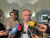 PSOE extremeño replica a Guardiola que "no ha habido una petición de abstención" y cree que Feijóo "no lo permitiría"