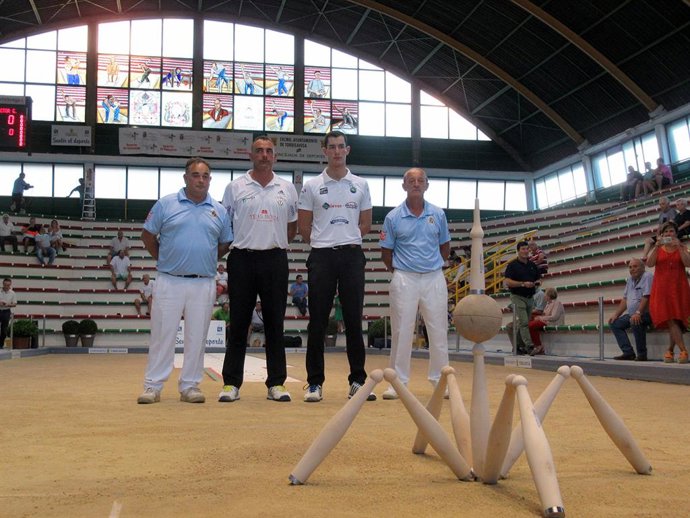 Archivo - Imagen de archivo del concurso de bolos de La Patrona                