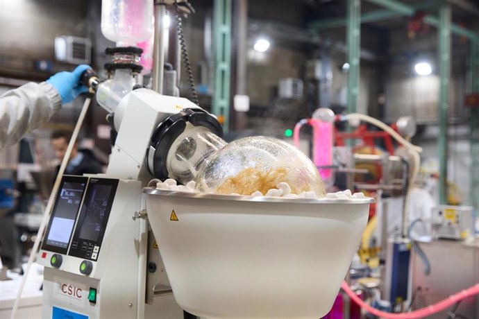 Archivo - Laboratorio de Reciclado de Materiales del Centro Nacional de Investigaciones Metalúrgicas, a 11 de marzo de 2025, en Madrid (España).