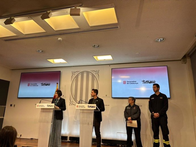 Comparecimento para informar sobre os fortes ventos previstos na Catalunha.