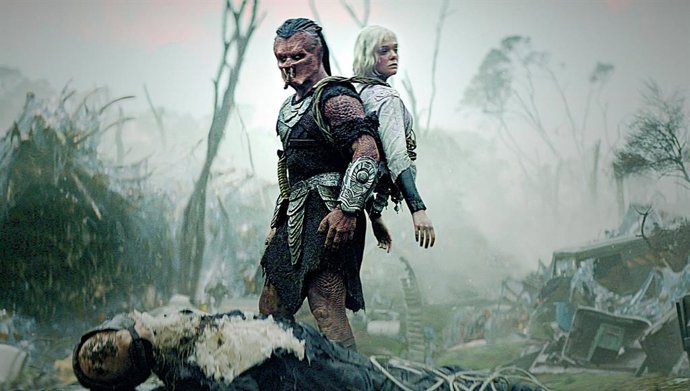 ¿A Qué Hora Se Estrena Predator: Badlands En Disney+?