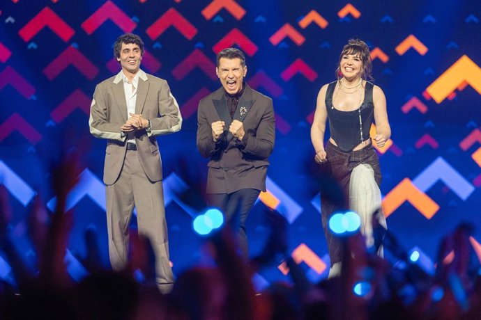 Javier Ambrossi, Jesús Vázquez i Inés Hernand presenten la primera semifinal del Benidorm Fest 2026