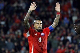 Futbol, Chile vs Ecuador. Primera rueda, clasificatorias al Mundial 2026. El jugador de la seleccion chilena Arturo Vidal es fotografiado durante el partido clasificatorio al Mundial 2026 contra Ecuador disputado en el estadio Nacional de Santiago,