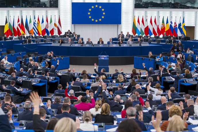 Um momento da votação na sessão plenária desta quarta-feira no Parlamento Europeu