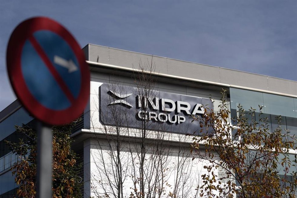 Archivo - Fachada de la sede de Indra, a 25 de noviembre de 2025, en Alcobendas, Madrid (España).