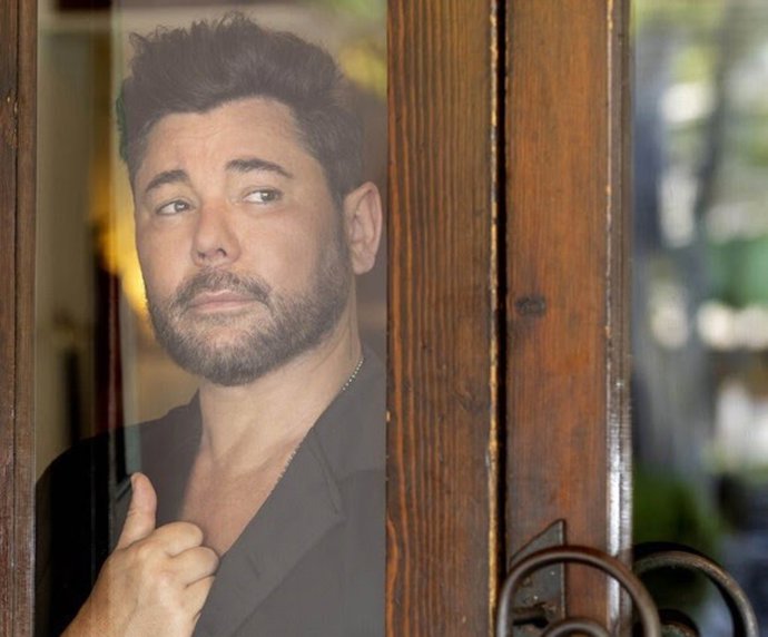 Imagen promocional de Miguel Poveda.