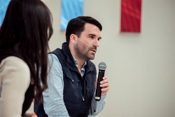 Archivo - El portavoz de la asociación 'Son Nuestros Hijos', Eduardo Chaperón.