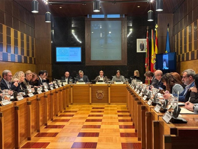 Pleno del Ayuntamiento de Huesca.