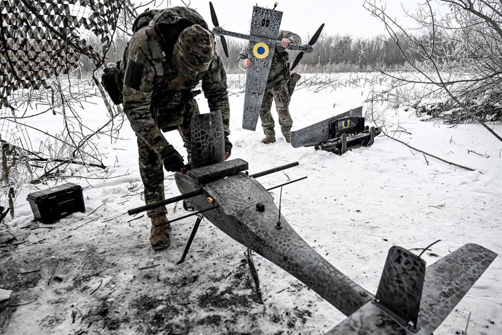Militares de una unidad de drones del Ejército de Ucrania en la provincia de Zaporiyia, parcialmente ocupada en el marco de la invasión desatada por Rusia a finales de febrero de 2022 (archivo)