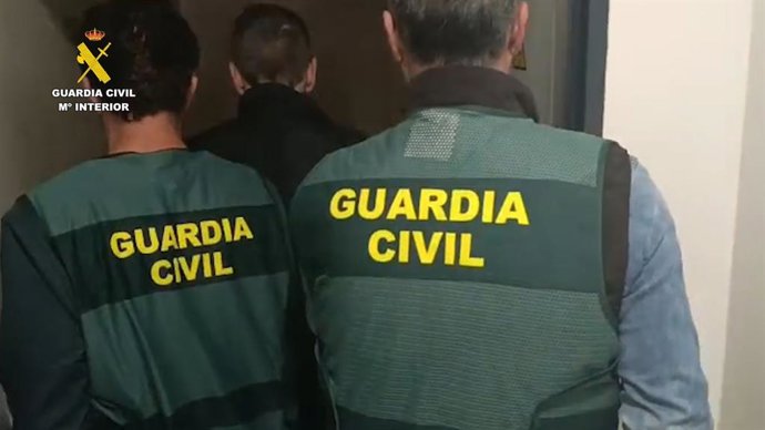 Agentes de la Guardia Civil detienen al autor de varios robos en Utrera (Sevilla)