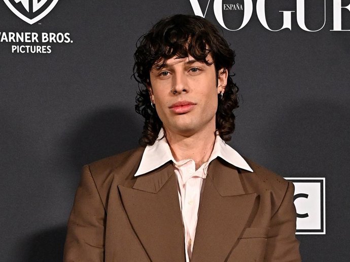 Leo Rizzi asiste a la alfombra roja de “Cumbres Borrascosas” en colaboración con Vogue España, a 11 de febrero de 2026, en Madrid (España).