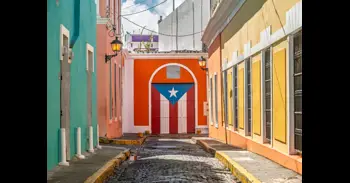 El 'efecto Bad Bunny' tras la Super Bowl dispara las reservas en Puerto Rico, que prevé un inicio de año récord