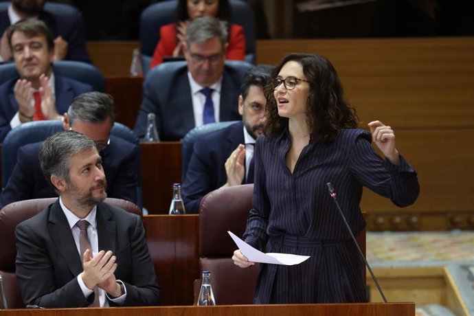 La presidenta de la Comunidad de Madrid, Isabel Díaz Ayuso, durante el pleno de la Asamblea de Madrid, a 12 de febrero de 2026, en Madrid (España). 