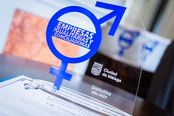 El Ayuntamiento reconoce a cinco empresas de la ciudad por promover la igualdad en el ámbito laboral