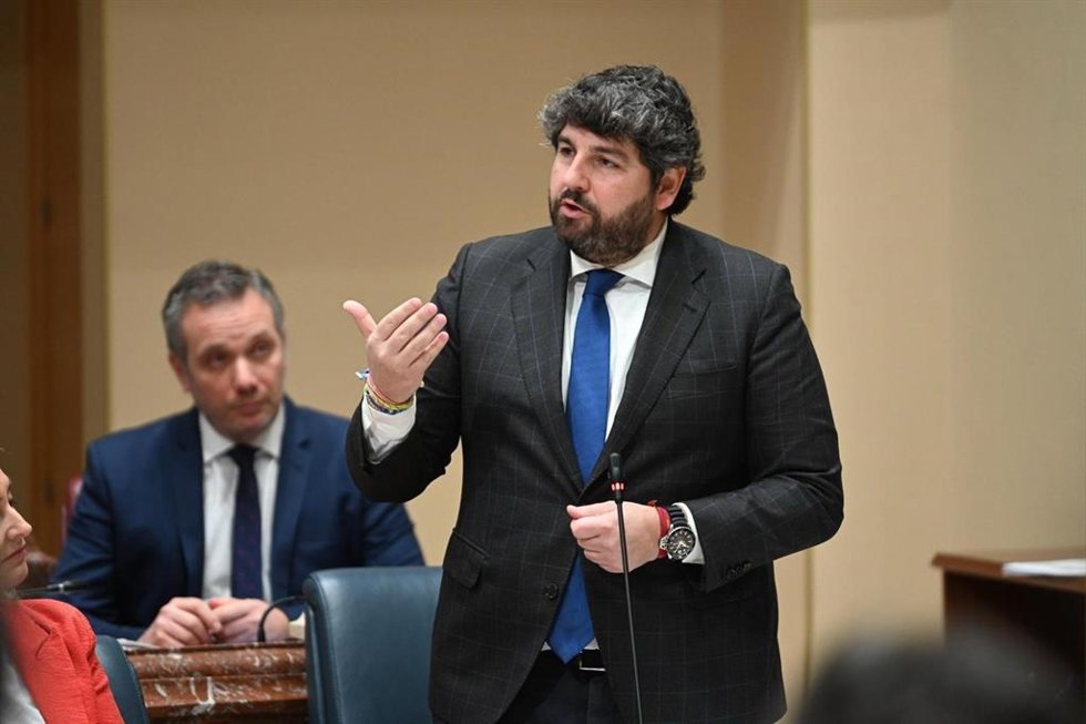 El presidente de la Región de Murcia, Fernando López Miras, en la Asamblea Regional