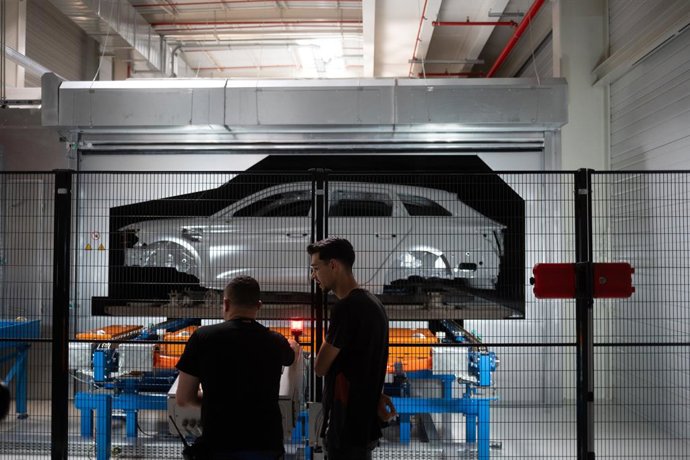 Archivo - Montaje en la fábrica de Seat en Martorell.