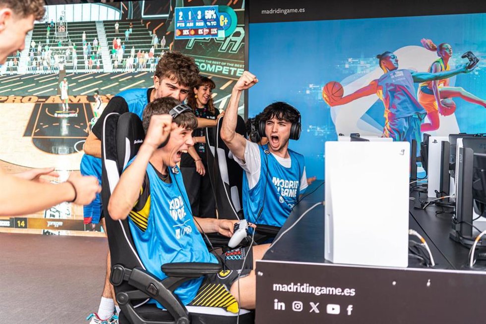 Archivo - Prorrogado el contrato del Campus del Videojuego con 1,5 millones por ser una industria de alto valor para Madrid