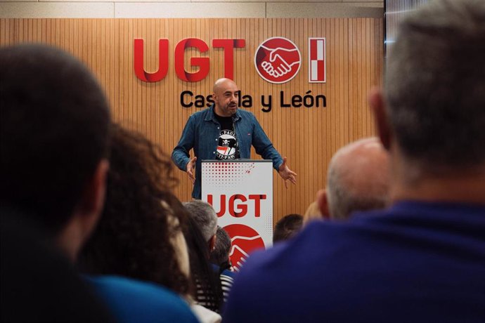 El secretario general de UGT en CyL, Óscar Lobo, en la jornada 'Combatir la extrema derecha y sus mensajes desde el ámbito sindical'.