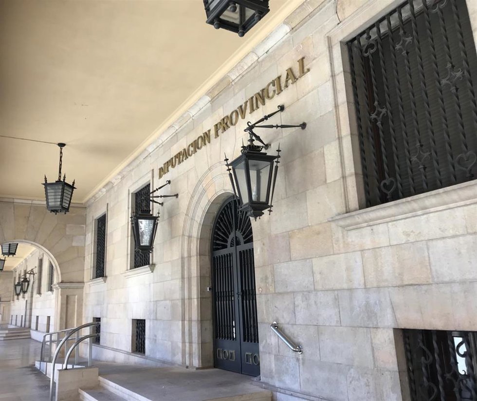 Archivo - Sede de la DPT desde el porche