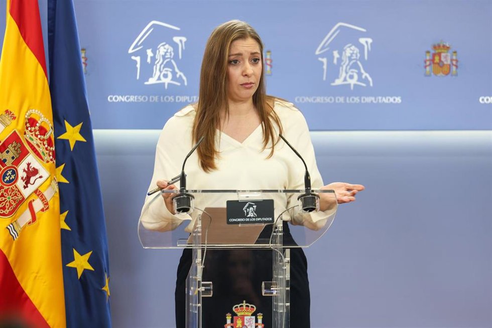 Archivo - La portavoz del PP en el Congreso, Ester Muñoz, durante una rueda de prensa, en el Congreso de los Diputados, a 9 de diciembre de 2025, en Madrid (España).