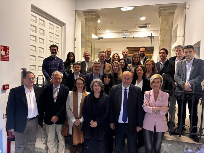 El sector de las fotovoltaicas reunido en Cuenca.