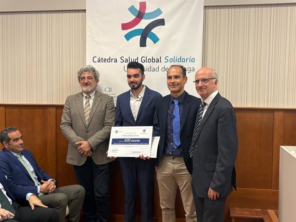 La Cátedra Salud Global Solidaria de Málaga premia un trabajo sobre nutrición de menores en áreas desfavorecidas de Perú.