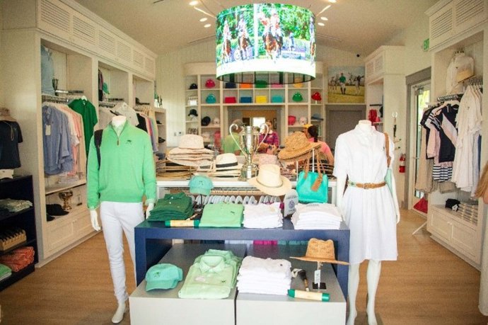 La tienda insignia USPA Shop en el USPA National Polo Center