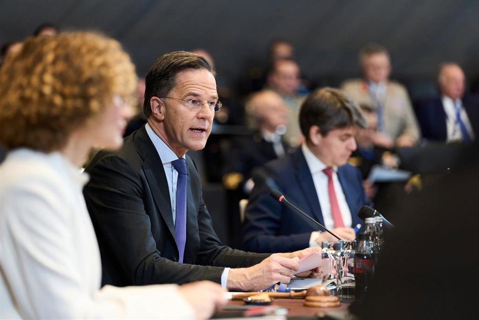 El secretario general de la OTAN, Mark Rutte, durante la reunión de ministros de Defensa de la Alianza celebrada este jueves en Bruselas.